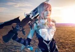 荣耀Magic V6旭日金开箱：黄金机身 实力大满贯 荣耀magical